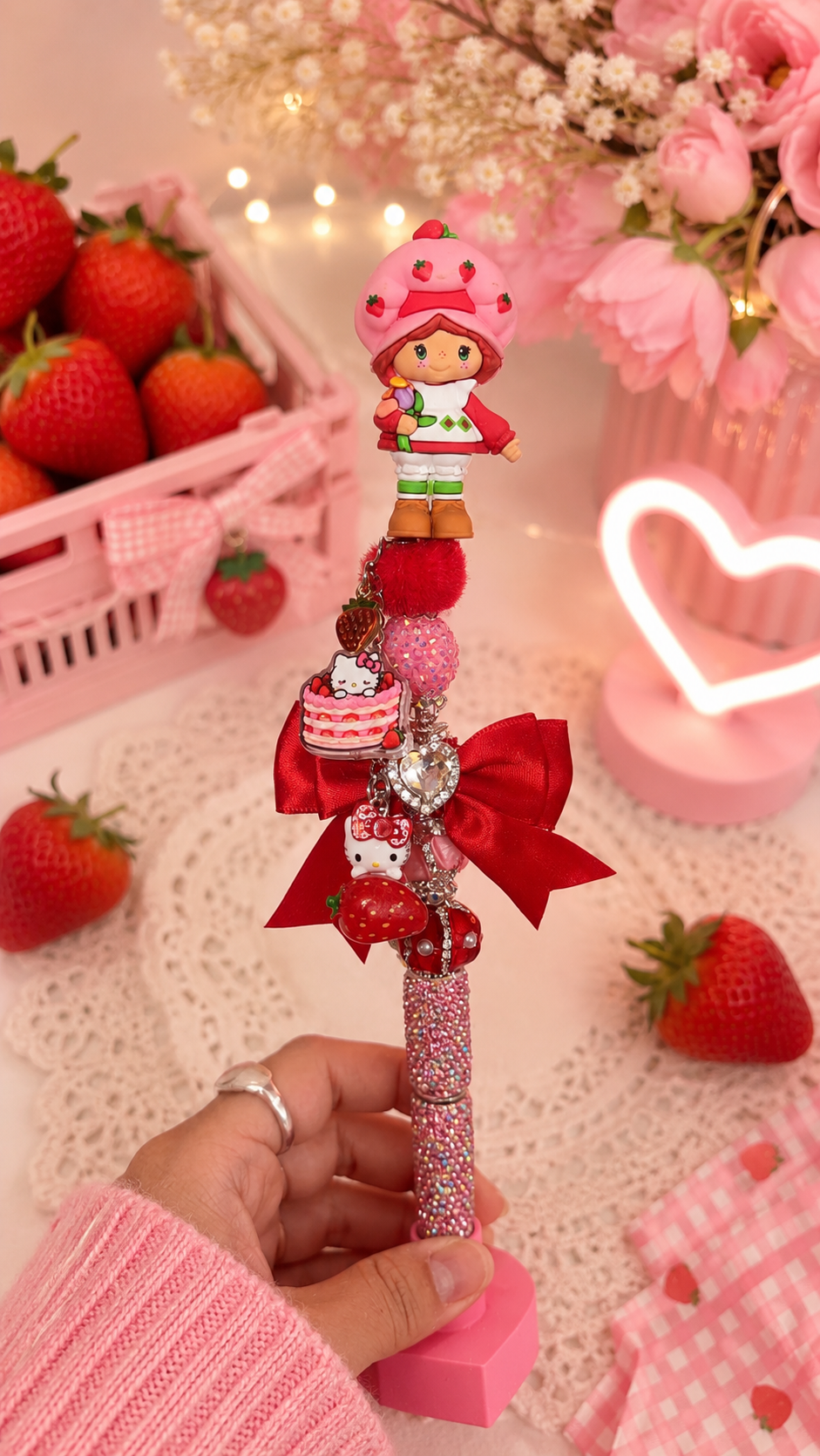 🍓 Strawberry Sweethearts Charm Pen